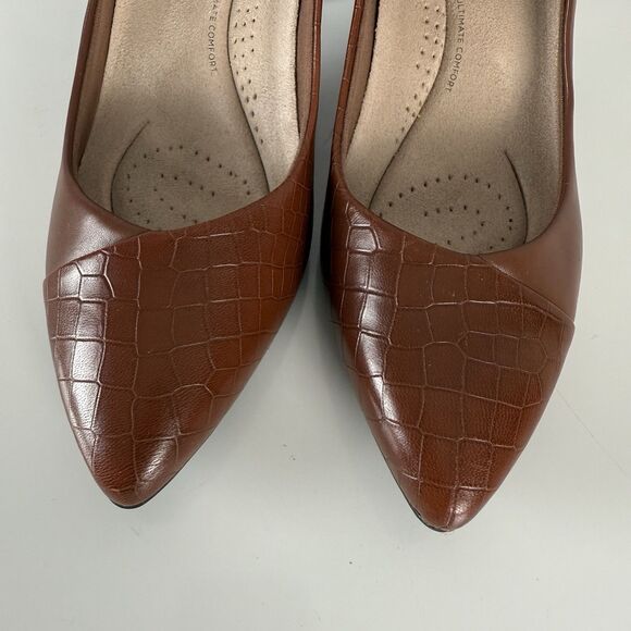Clarks Kataleyna Rose Pump Brown Croc Leather Slip On Low Flared Heel Women 10 W - Picture 3 of 15